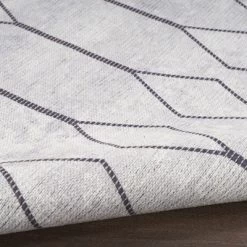 Nicole Curtis Machine Washable Series 1 Modern Trellis Indoor Rug -Northlight Store GUEST 1b357034 b5dc 4b34 a7f3 851af02a4bf4