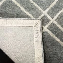 Camille Crosshatch Tufted Rug - Safavieh -Northlight Store GUEST 47b179e9 a456 4afc 853e 12c96a157e37