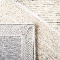 Casablanca CSB775 Hand Tufted Area Rug - Safavieh -Northlight Store GUEST da933991 c249 4db5 8265 d7f57a1efad0