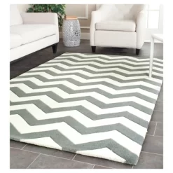 Liv Tufted Area Rug - Safavieh
