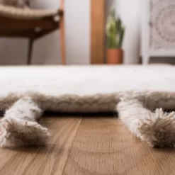 Casablanca CSB203 Hand Tufted Moroccan Area Rug - Safavieh -Northlight Store GUEST fdbd97a6 bf3a 4e9d a5bd be41070f6e86